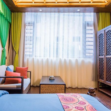 The Ritz-Man Boutique Inn Lijiang Лицзян Экстерьер фото