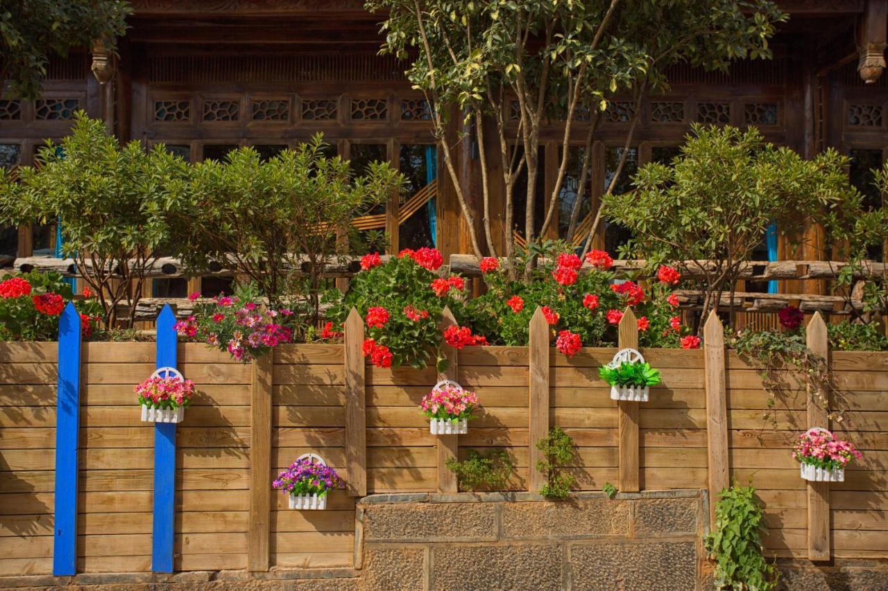 The Ritz-Man Boutique Inn Lijiang Лицзян Экстерьер фото