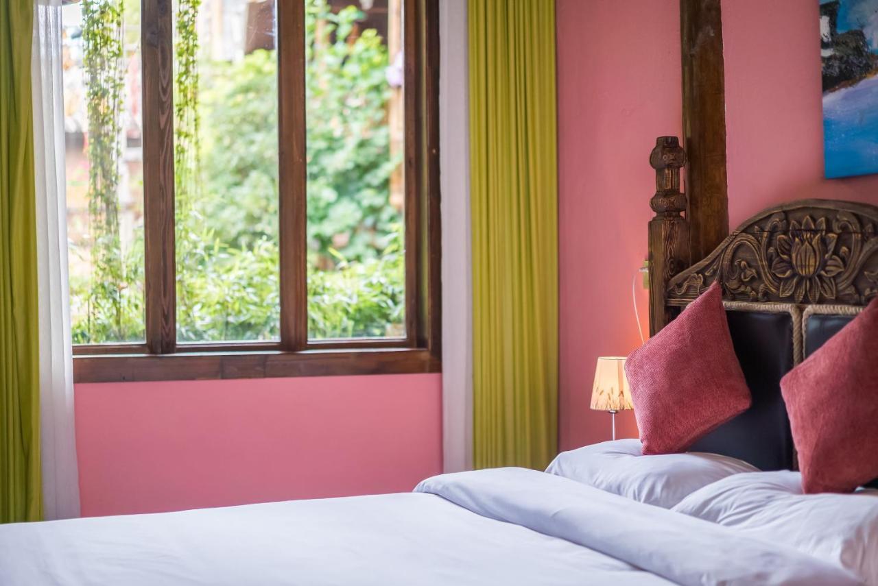 The Ritz-Man Boutique Inn Lijiang Лицзян Экстерьер фото