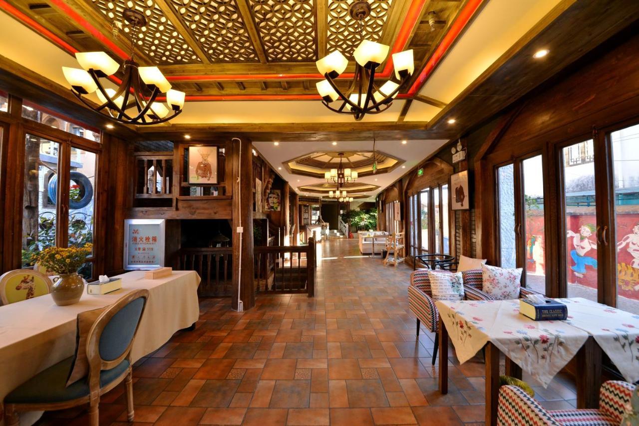 The Ritz-Man Boutique Inn Lijiang Лицзян Экстерьер фото